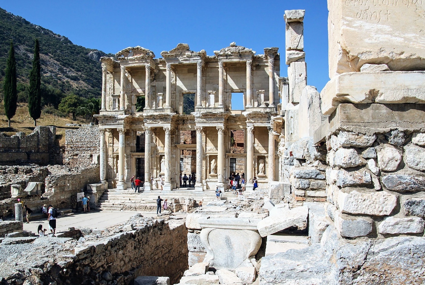 Bibliothèque de Celsus (117 EC) Selçuk – İzmir – Turquie
