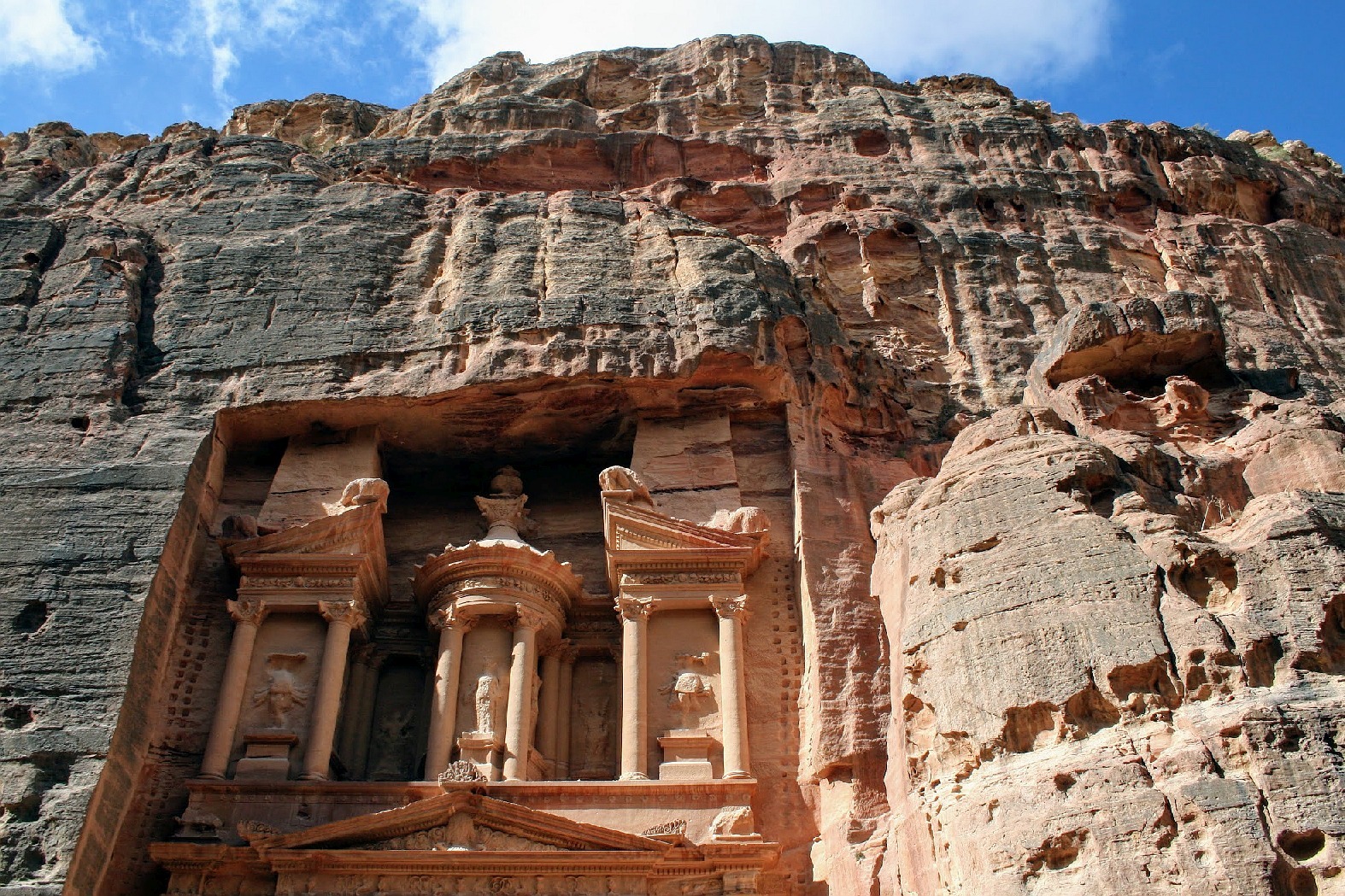 Pétra – cité nabatéenne – La Khazneh (1siècle AEC) – patrimoine mondial de l’UNESCO (1985) – Jordanie