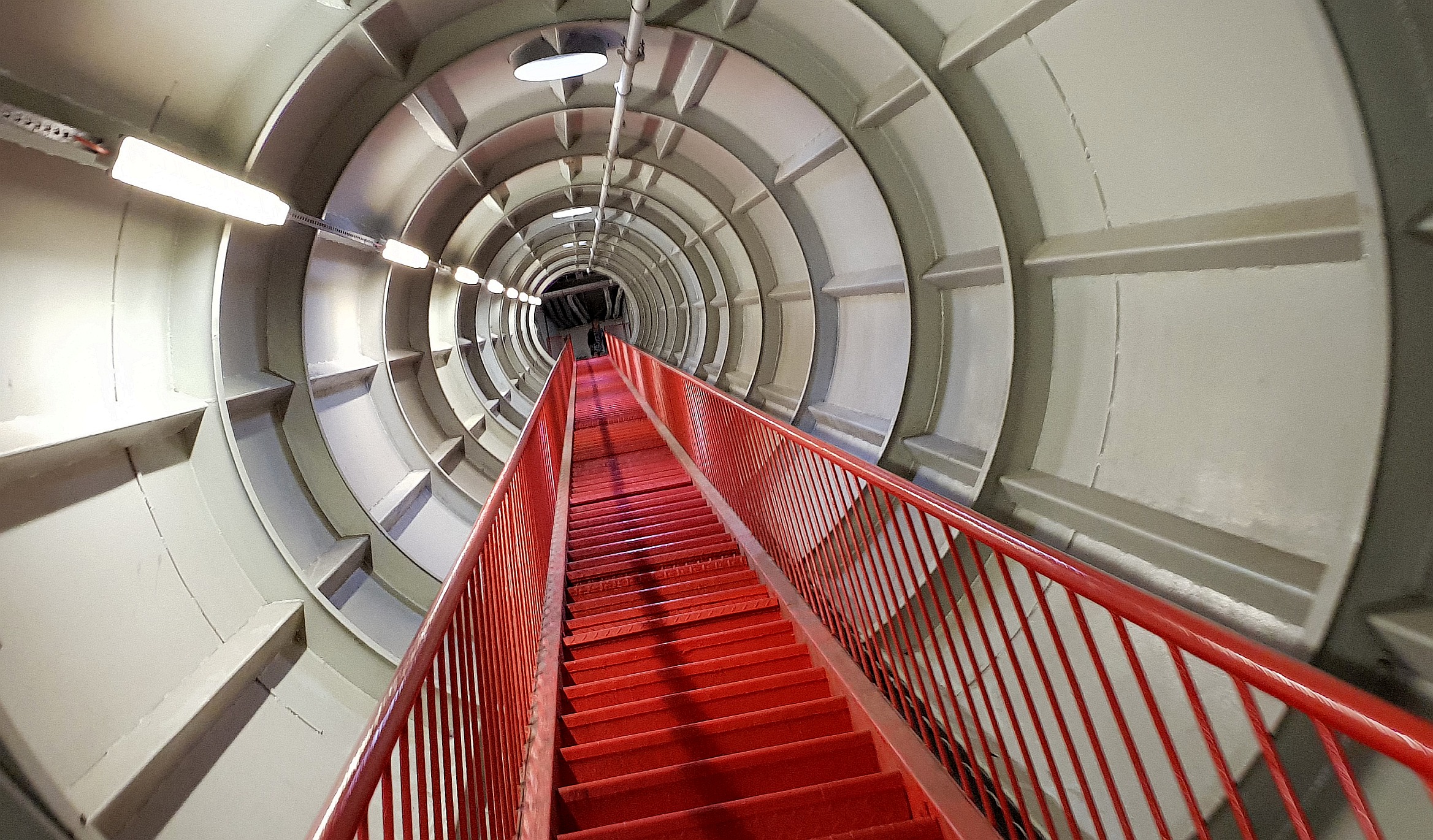 Escaliers – Atomium – 1958 – Bruxelles – Belgique