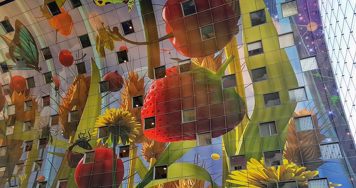 Rotterdam : Markthal (marché couvert) architecte Winy Maas (2014) – Pays Bas