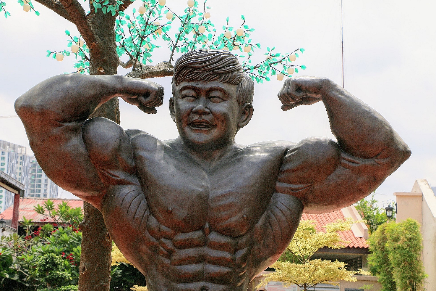 Statue du célèbre champion du bodybuilding Datuk Wira Gan Boon Leong à Melaka – Malaisie
